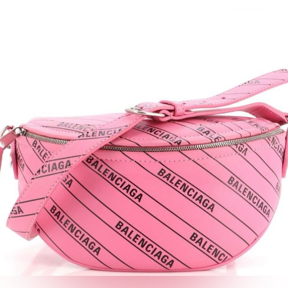 NWT- Balenciaga Souvenir Belt Bag Printed Leather XXS
Pink